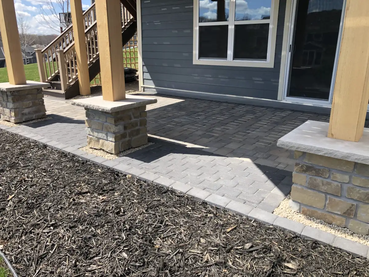 Softscape and fence project completed in Shorewood MN